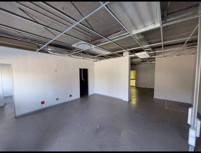 125M² OFFICE TO LET IN BEDFORDVIEW